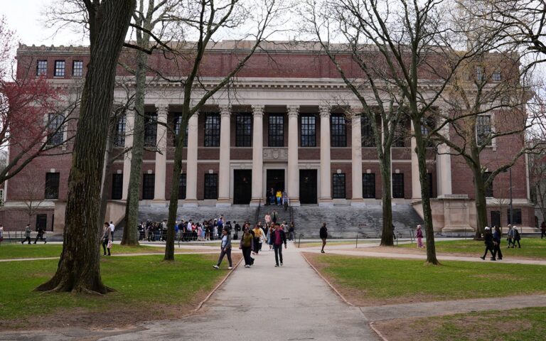 US Judge Blocks Trump’s Attempt to Bar International Students from Harvard