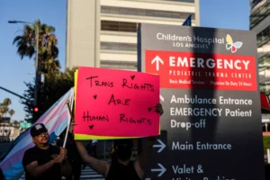 Nation Largest Gender-Affirming Care Center for Youth Closes Amid Trump-Era Policy Pressure