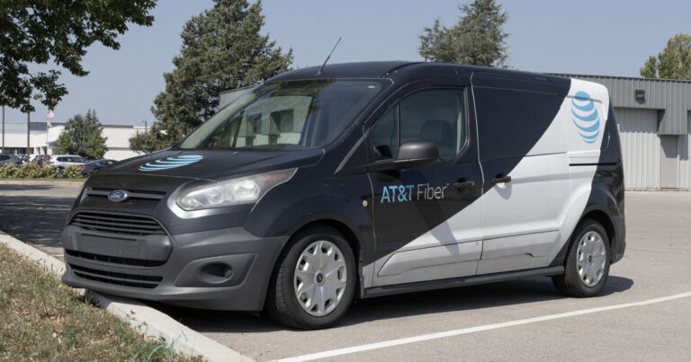 AT&T Supercharges Fiber Rollout with Help from Trump’s Big Beautiful Bill